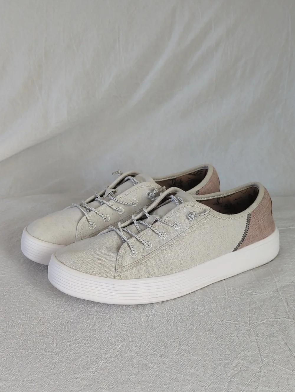 HEYDUDE Cody M Craft White Sneakers Mens Size 8 Canvas Slip On Cream